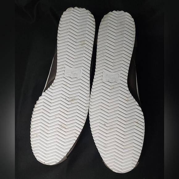 Nike Cortez - Dark Mushroom - Size 9m - Picture 8 of 8